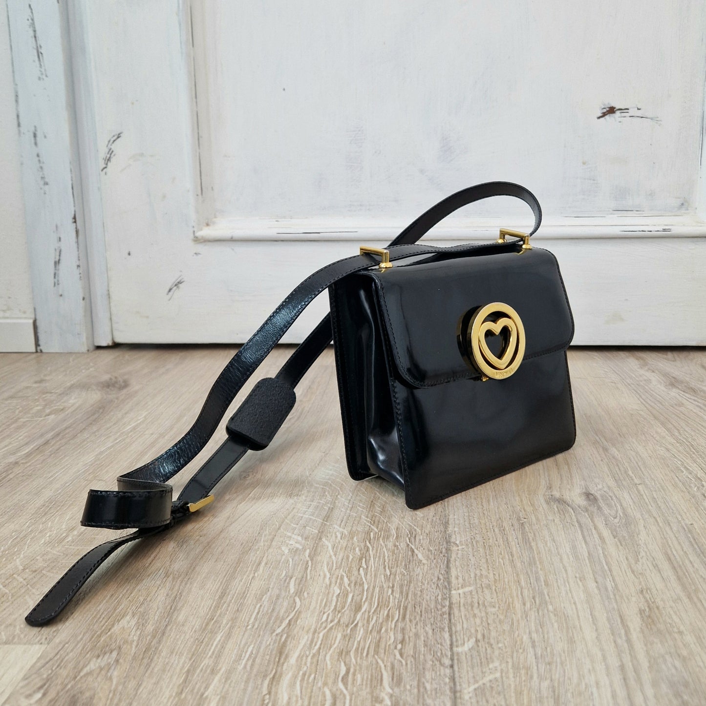 Borsa Moschino nera cuore oro