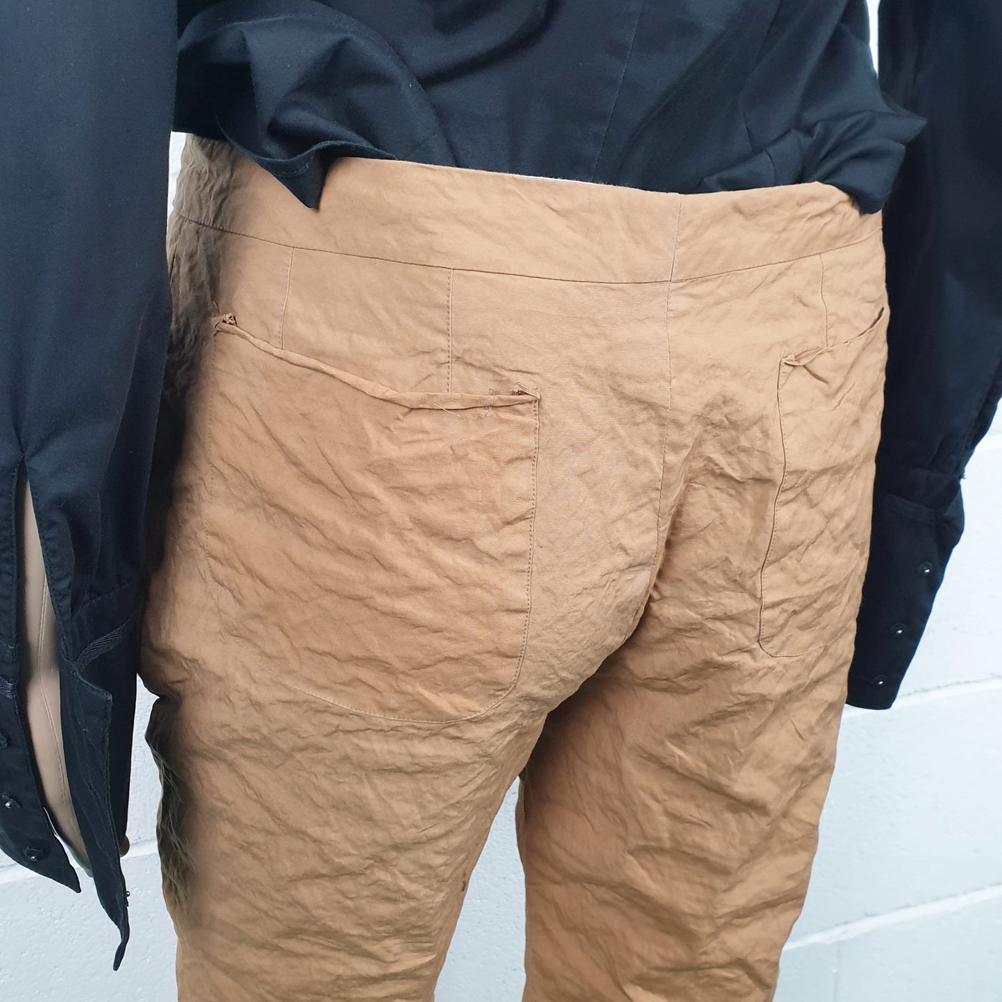 Pantaloni Romeo Gigli estate 2001