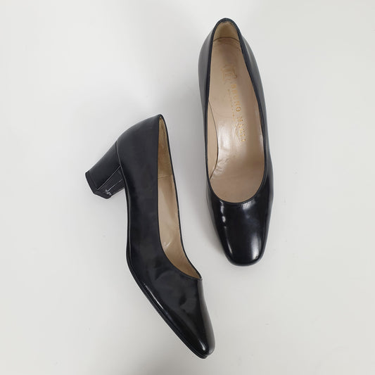 Scarpe Bruno Magli in pelle nera