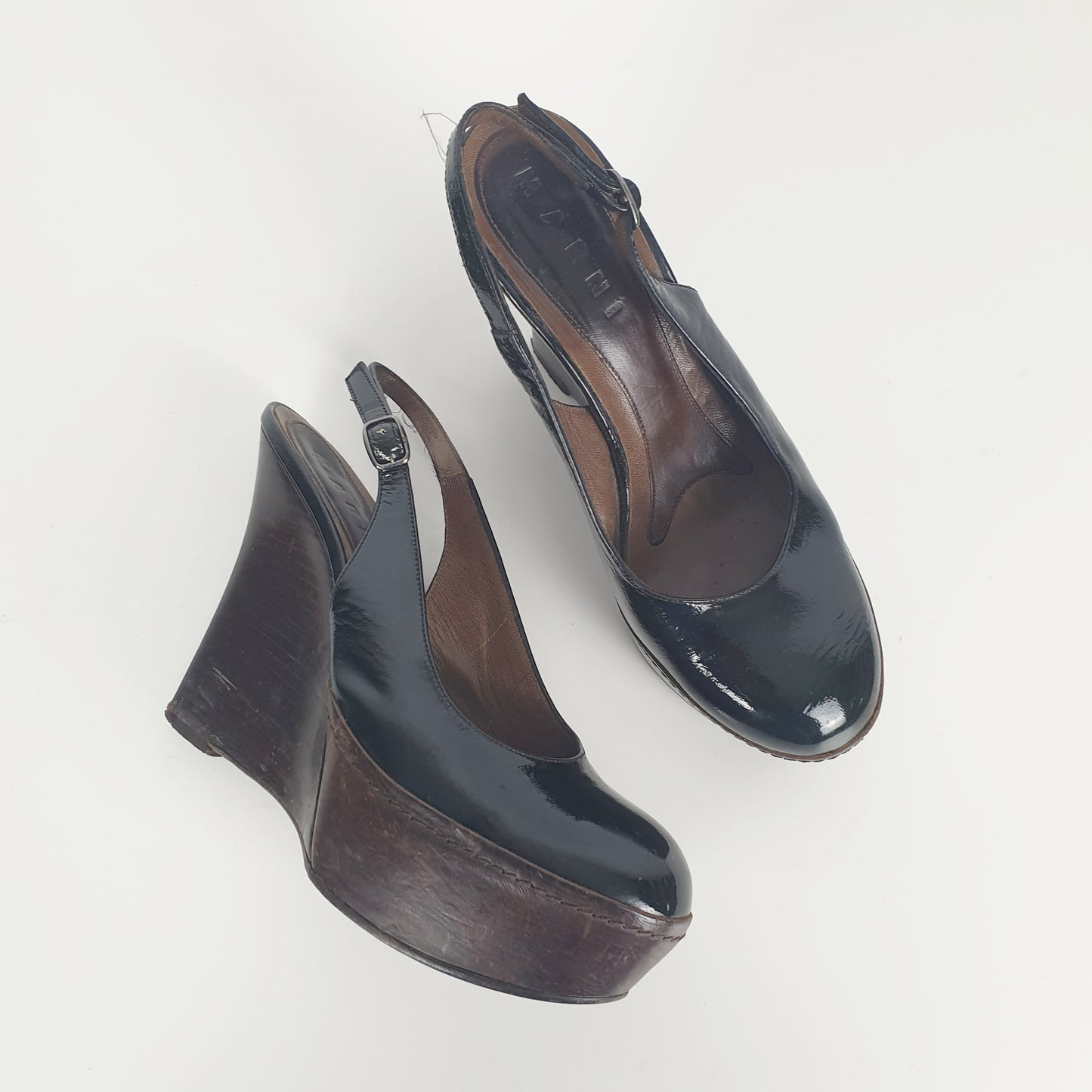 Scarpe Marni in vernice con zeppa in legno