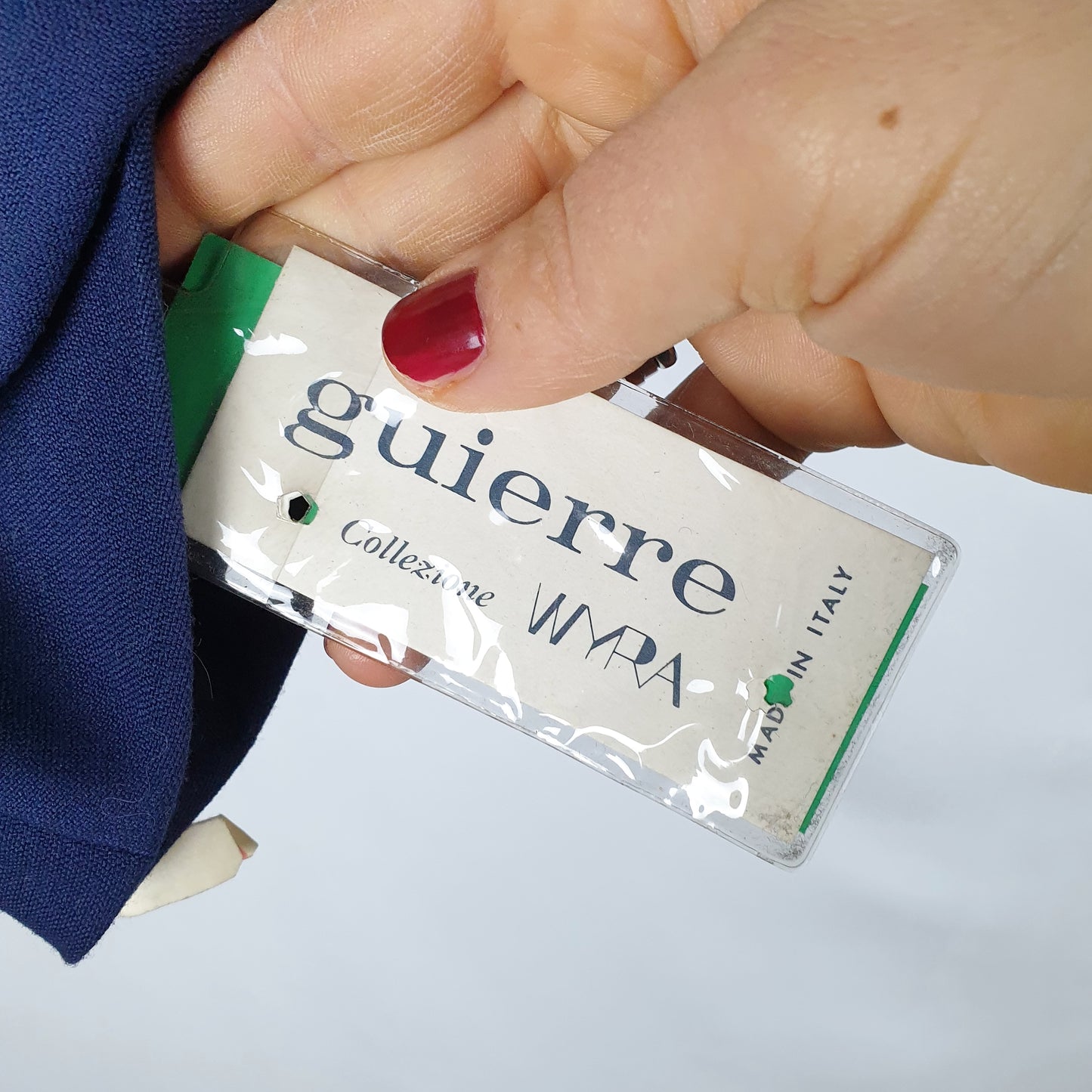 Giacca Guierre con bottoni gioiello