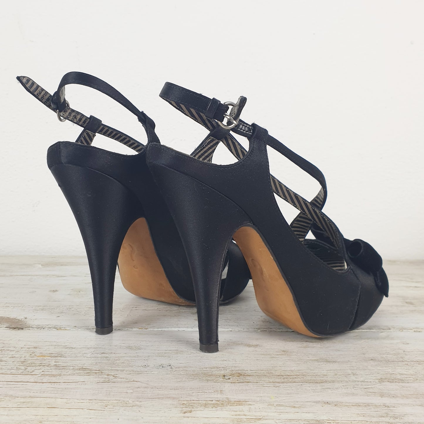 Sandali Moschino raso nero