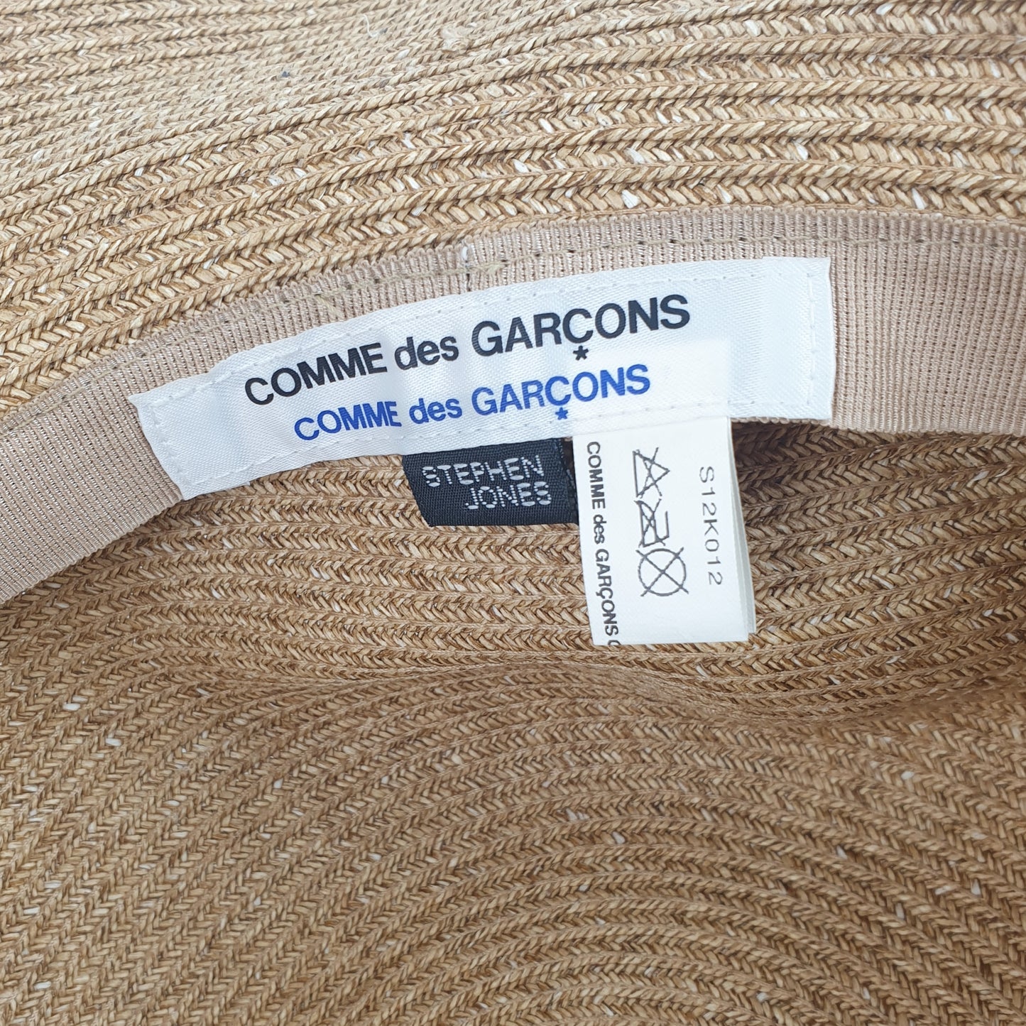 Cappello in paglia Stephen Jones per Comme des Garcons