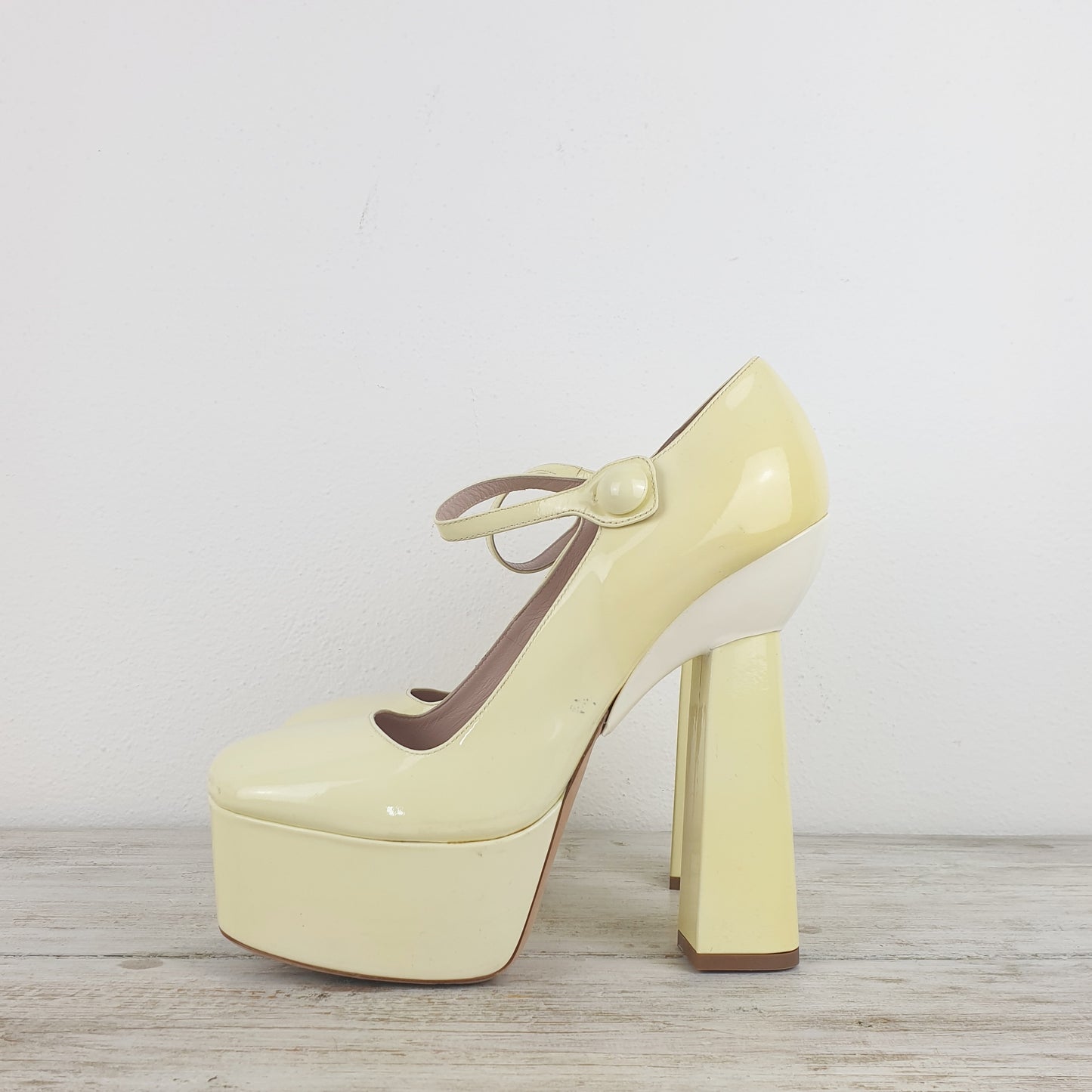 Scarpe miu miu mary jane platform bianche