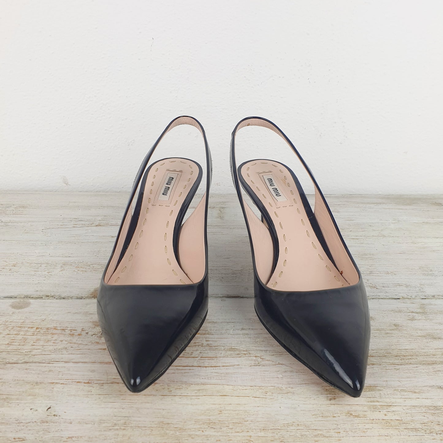 slingback MiuMiu vernice nera