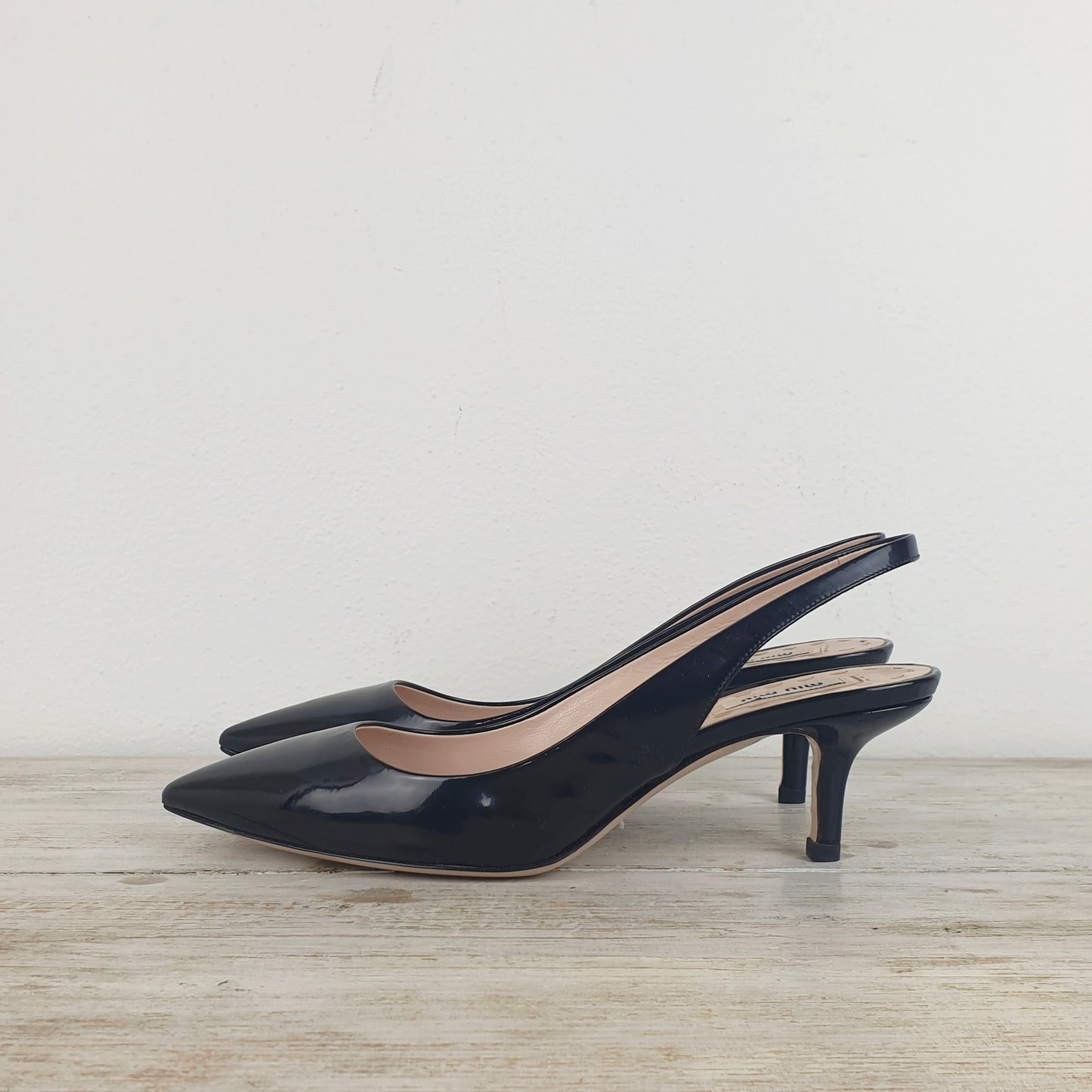 slingback MiuMiu vernice nera