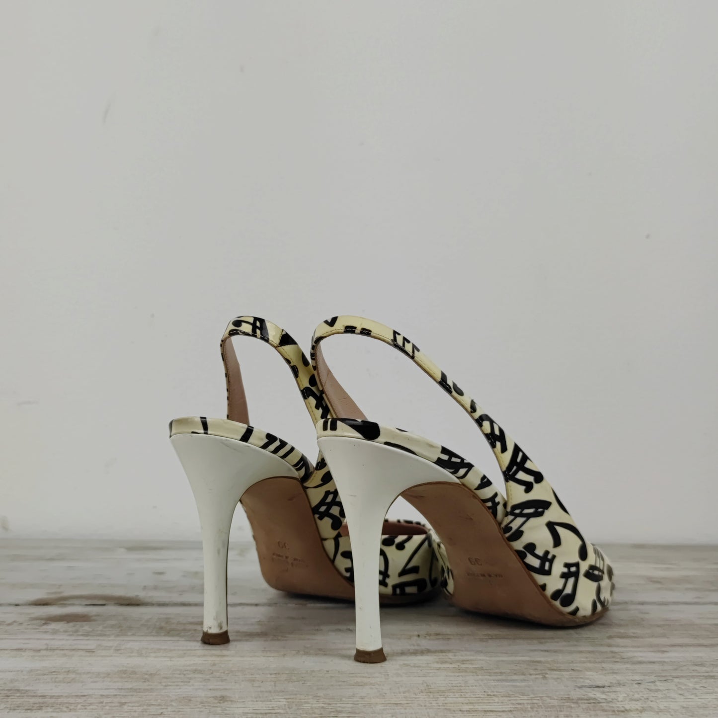 Slingback MiuMiu note musicali