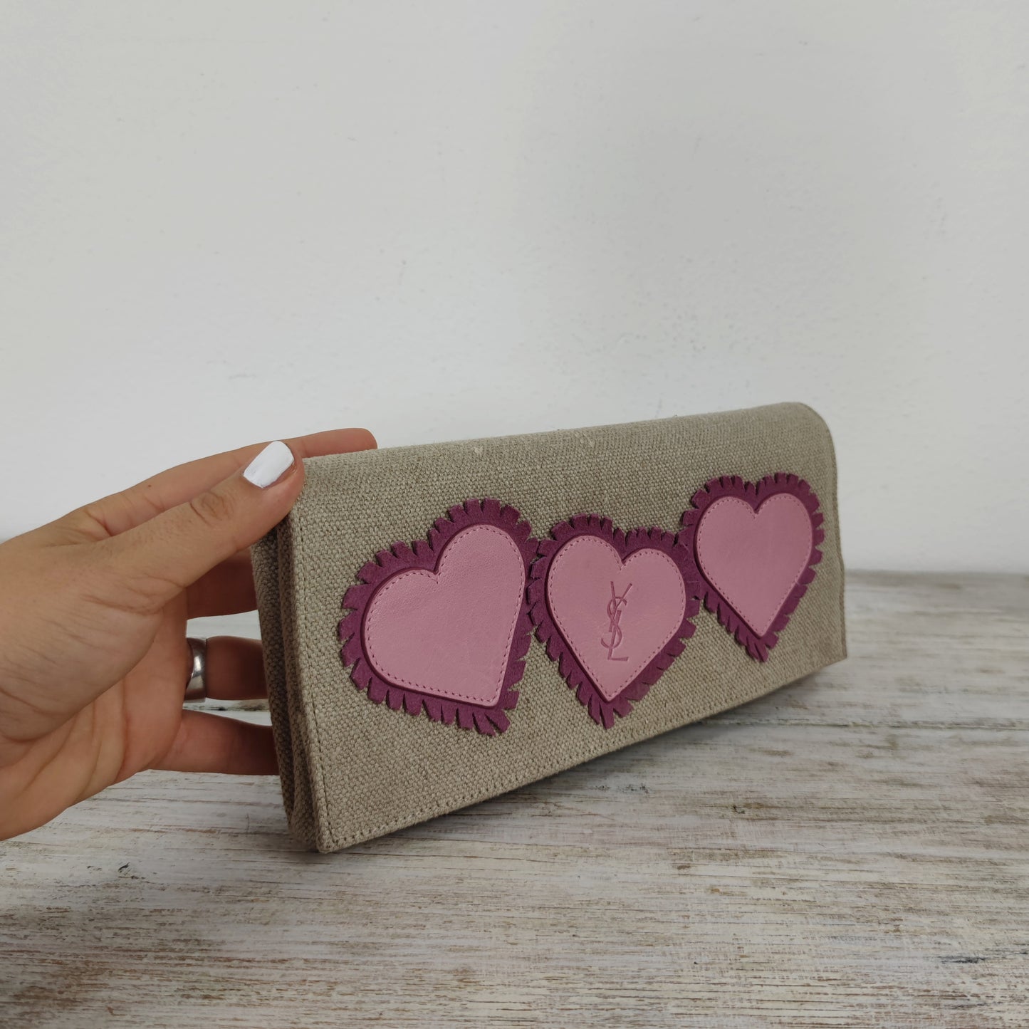 Pochette in tela con cuori