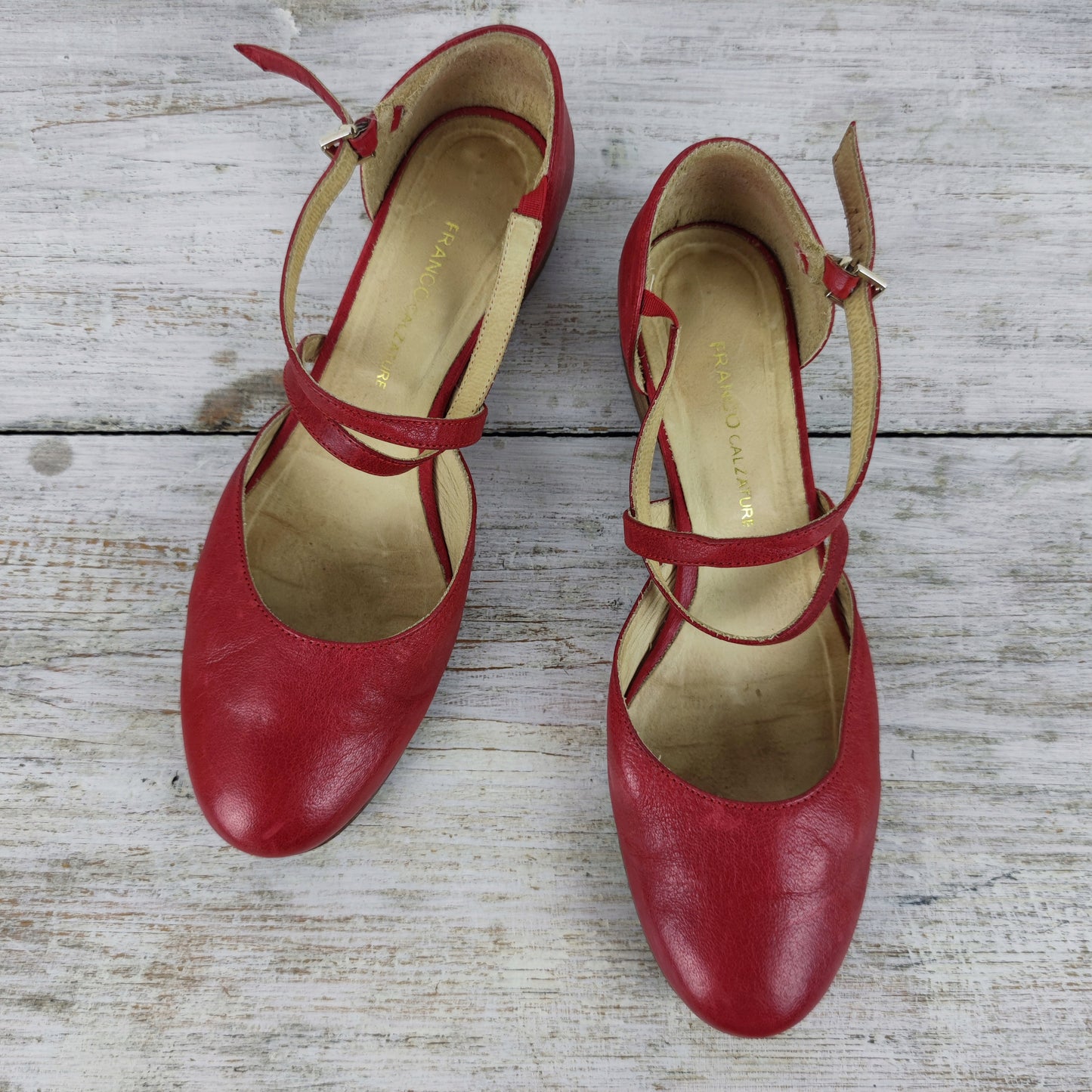 ballerine in pelle rossa con incrocio