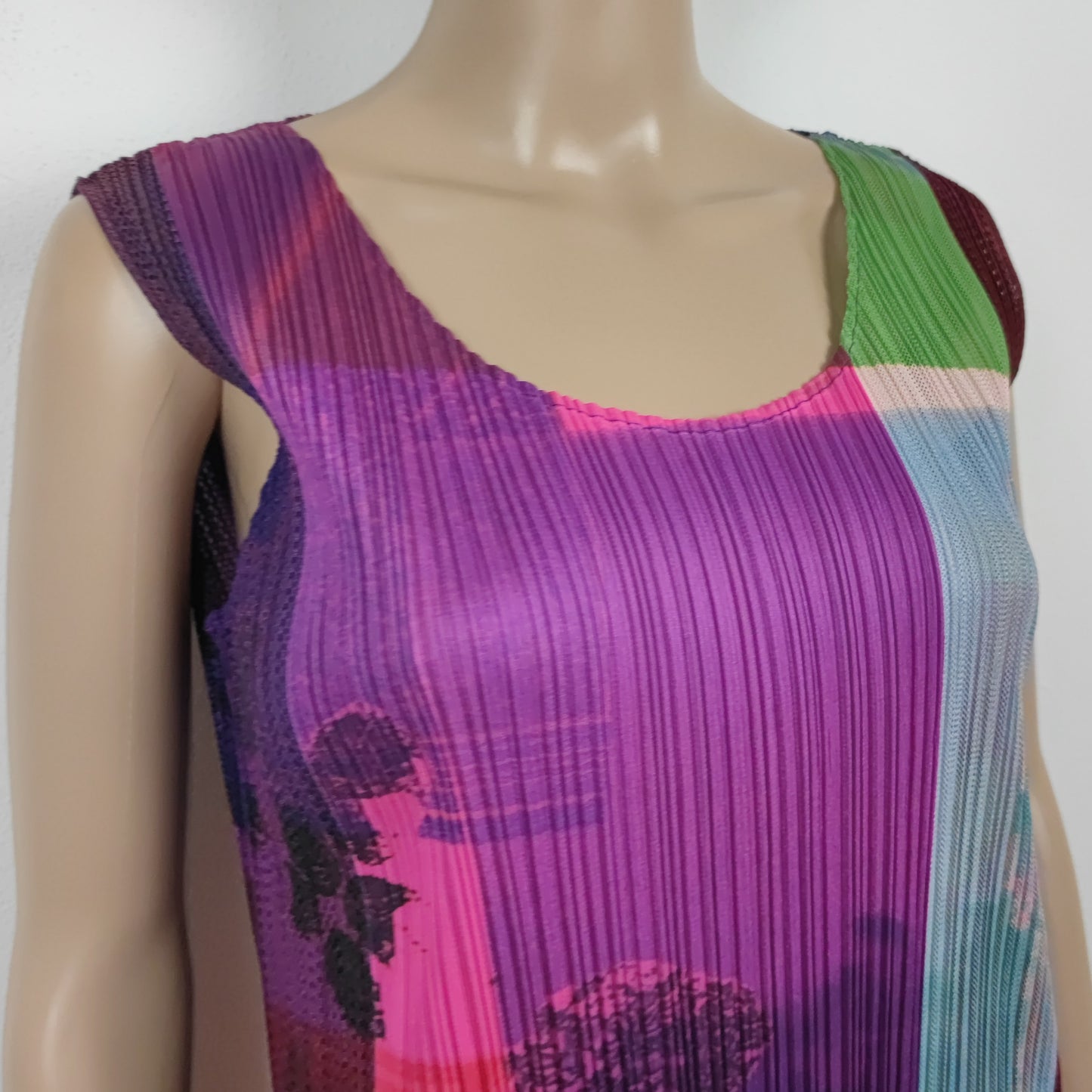 abito multicolor Pleats Please di Issey Miyake