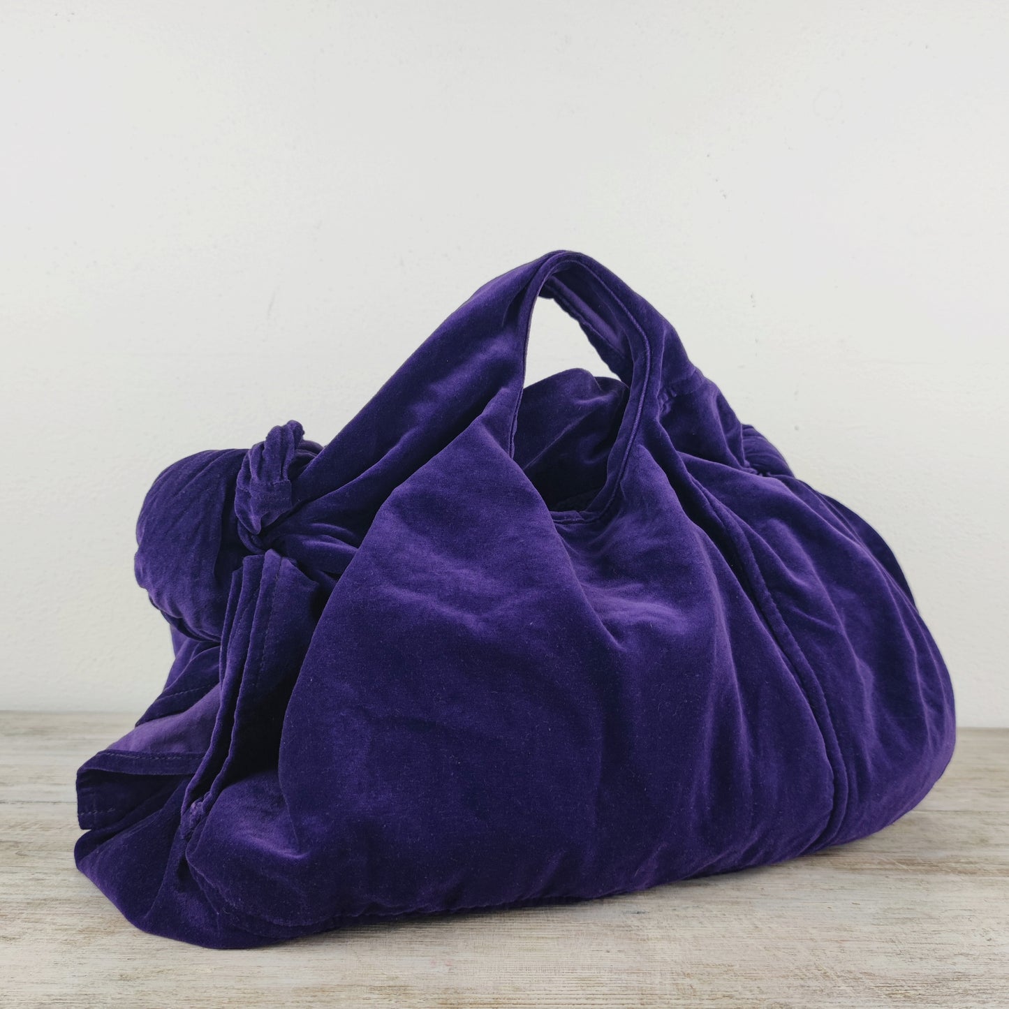 Borsa Comme des Garçons in velluto viola