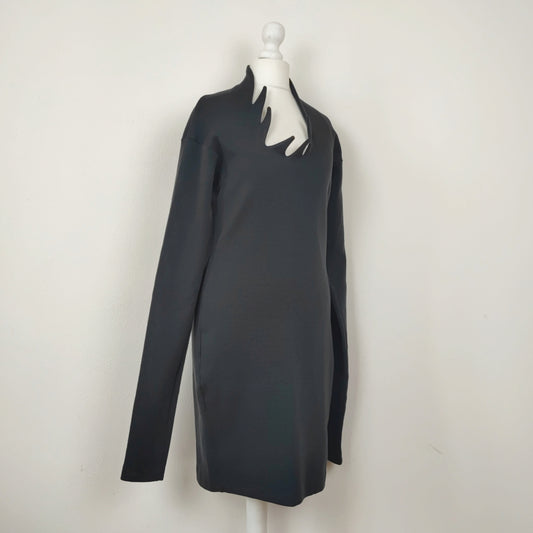 Abito Romeo Gigli 1990 con scollo a punte
