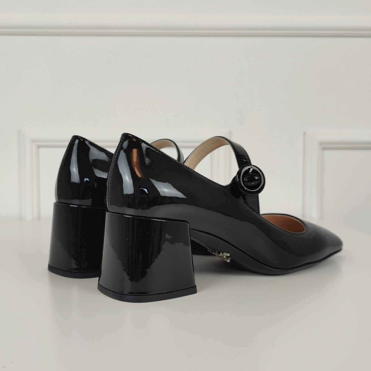 Mary Jane Prada vernice nera nr.36