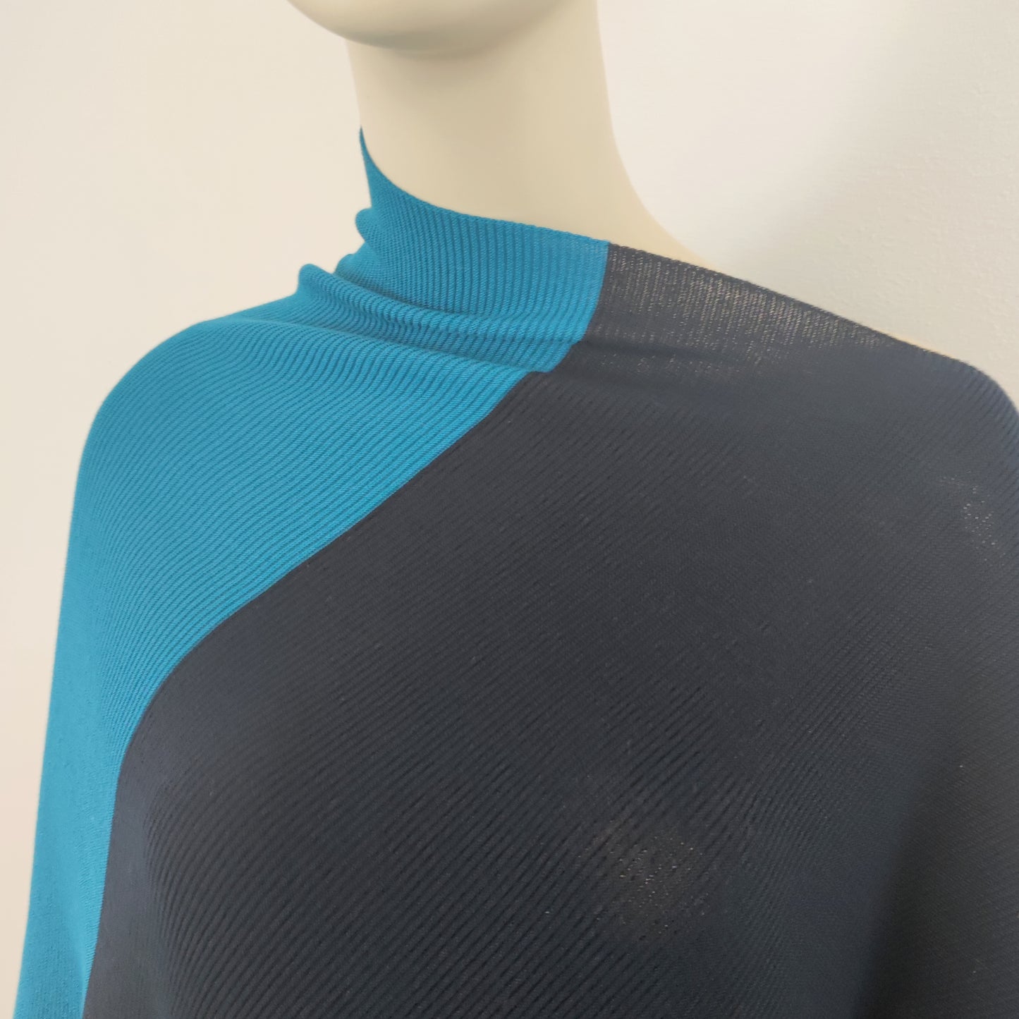 Abito Issey Miyake maglia bicolor