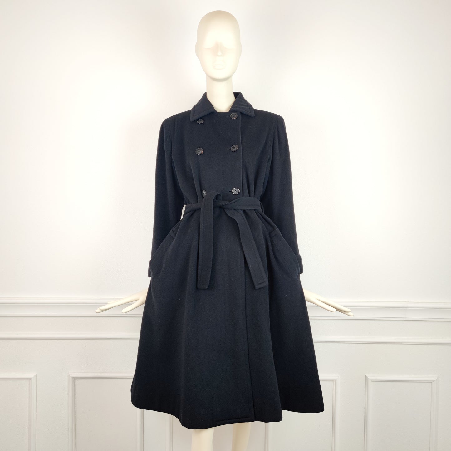 Cappotto nero Yves Saint Laurent rive Gauche