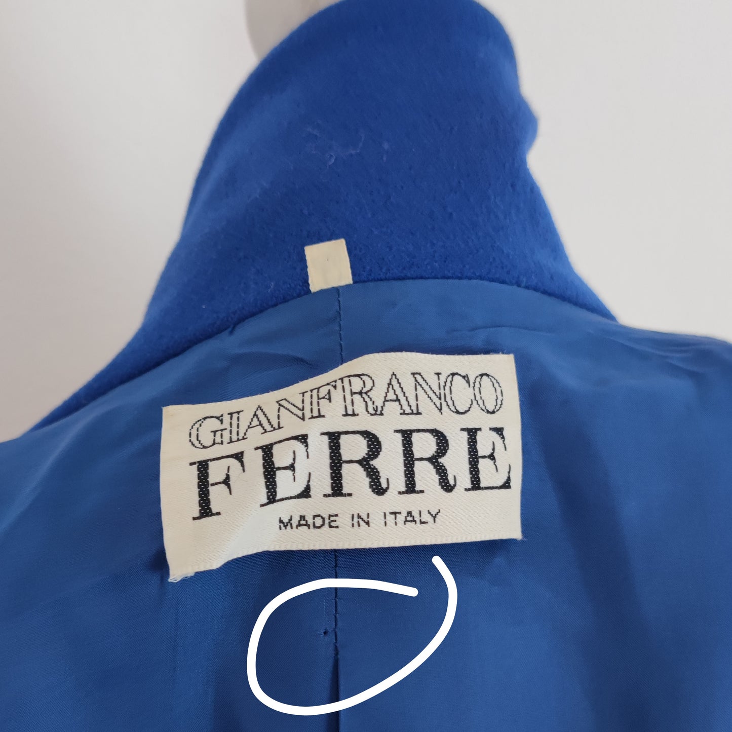 Giacca Gianfranco Ferré blu maxi bottoni